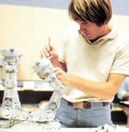 Joe Johnston con un AT-AT