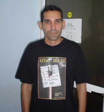 Roger con la camiseta del estreno