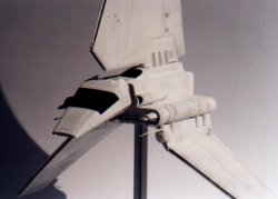 imagen de la maqueta de la lanzadera Imperial