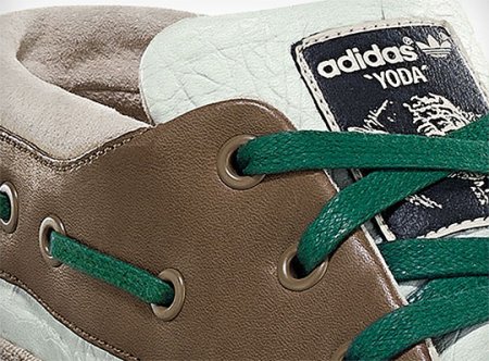 Zapatilla Adidas-Yoda