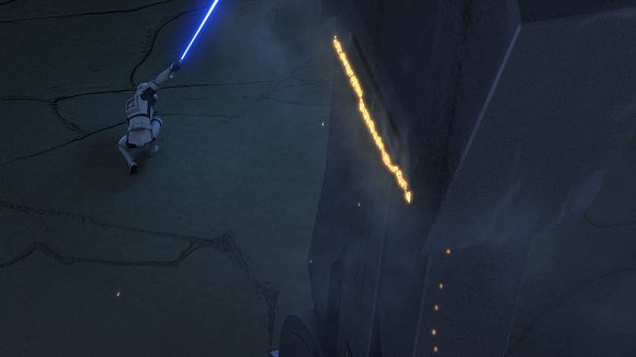 Kanan utiliza su sabe de luz para amputar las patas de un AT-AT