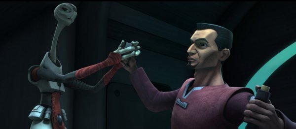 Fives pugna con Nala Se que trata de quitarle los resultados de la biopsia